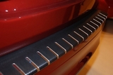 Alu-Frost Накладка на задний бампер профилированная с загибом, нерж. сталь + карбон (5D) VW Golf VII 13-