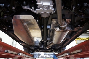 АВС-Дизайн Защита топливного бака, алюминий (V-все) TOYOTA (тойота) RAV4/рав 4 13- - Автоаксессуары и тюнинг