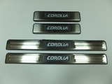 JMT Накладки на дверные пороги с логотипом и LED подсветкой, нерж. TOYOTA (тойота) Corolla/Королла 13-