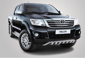 Toyota Защита переднего бампера с декоративными элементами 60 мм TOYOTA (тойота) Hilux 12- - Автоаксессуары и тюнинг