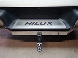 ТСС Накладка на задний бампер (лист шлифованный надпись HILUX) TOYOTA (тойота) Hilux 15-