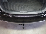 ТСС Накладка на задний бампер (лист зеркальный надпись Santa Fe) (для авто 2016 г.в.) HYUNDAI Grand Santa Fe 13-
