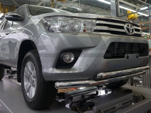 CAN Otomotiv Защита переднего бампера двойная d 76x60 мм, нерж. TOYOTA (тойота) Hilux 15- - Автоаксессуары и тюнинг