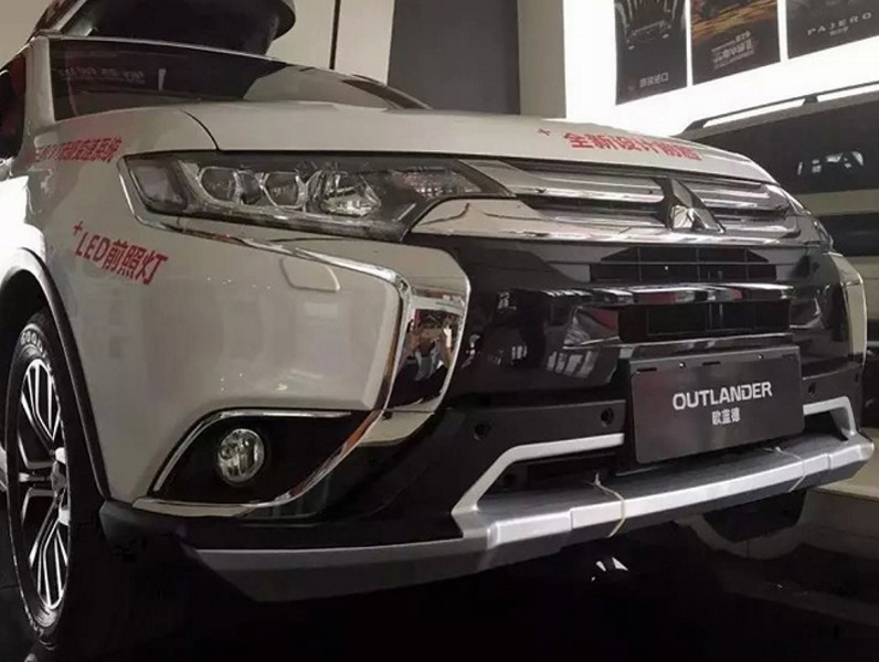 Бампер мицубиси аутлендер 3. Накладка переднего бампера нижняя Mitsubishi Outlander 2017. Mitsubishi Outlander 3 поколение бампер. Бампер Митсубиси Аутлендер 2015 года. Защита переднего бампера Аутлендер 3 2019.